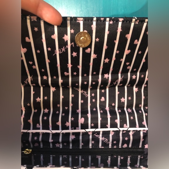 Vintage Luv Betsey by Betsey Johnson Purse 💋 - Picture 12 of 13